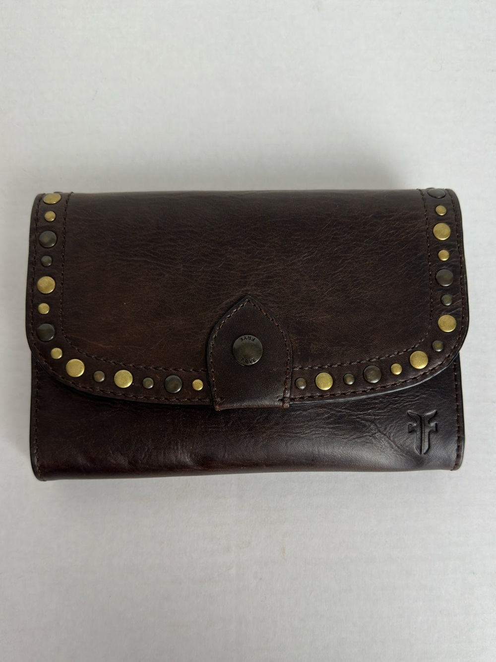 NWT Frye Melissa Studded Leather Wallet Crossbody Clutch Slate Brown $228